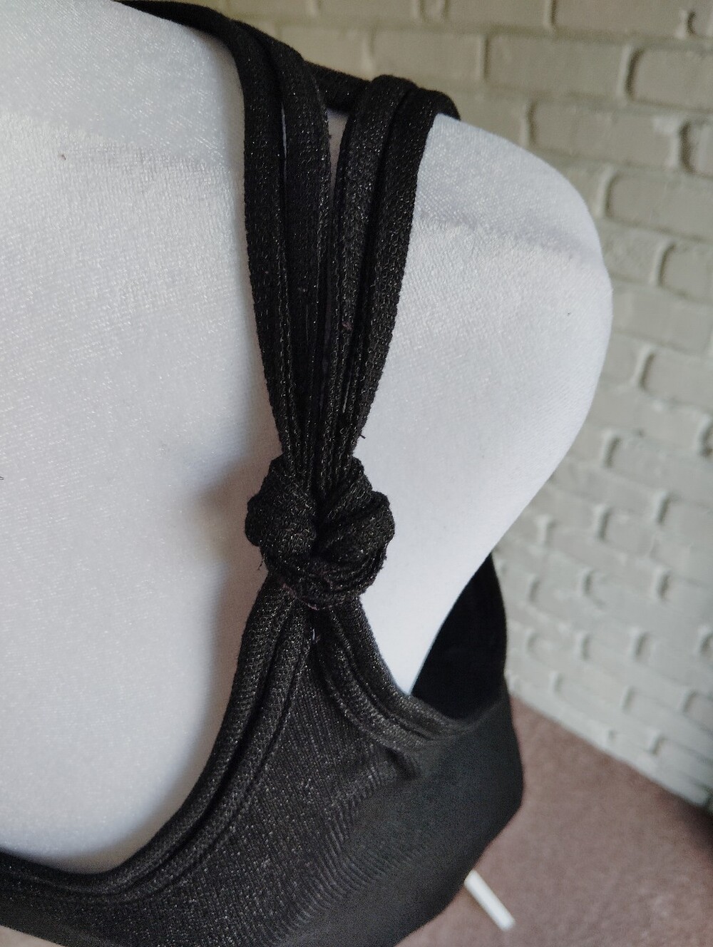 White House Black Market Metallic Knotted Shoulder Tank, sz S - Picture 4 of 8